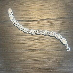 Elegant Silver Chain Bracelet